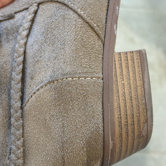 U.S.P - Picture 9 of 10